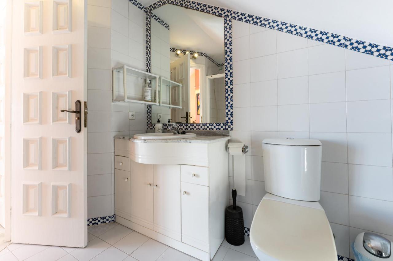 Townhouse Beachside Фуeнхирола Екстериор снимка